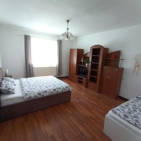 Dove Apartment Sibiu Exterior photo